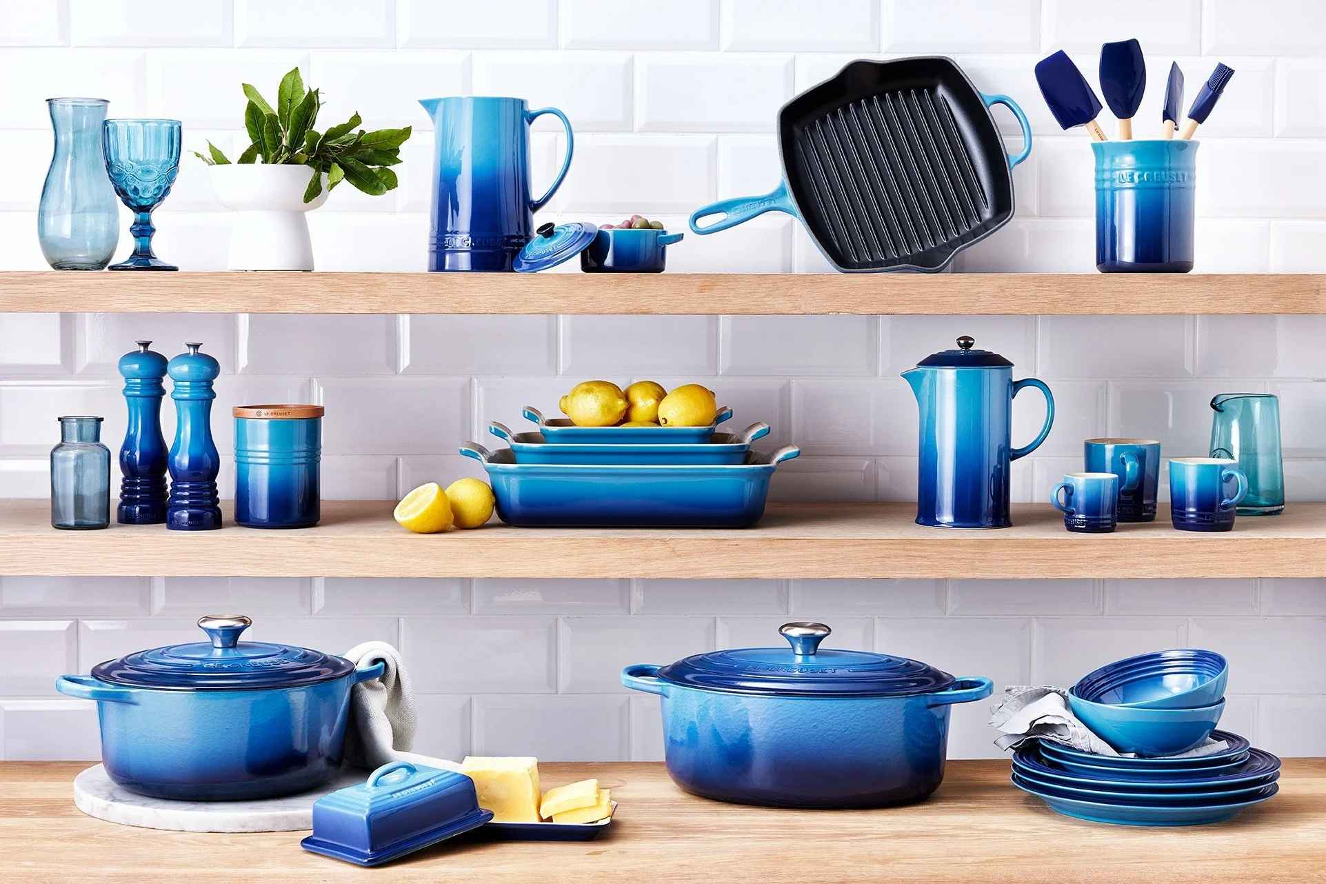 Le Creuset Azure — Dossier Magazine